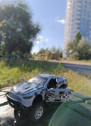 Іграшка машинка