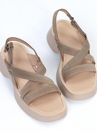 Замшеві босоніжки