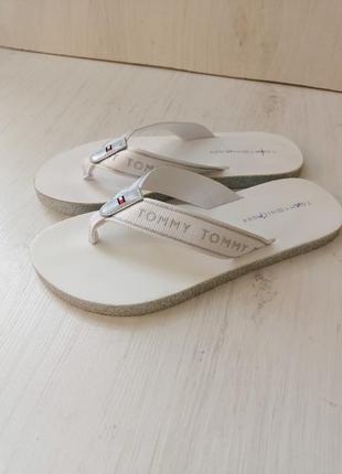 Шлепанцы Tommy hilfiger