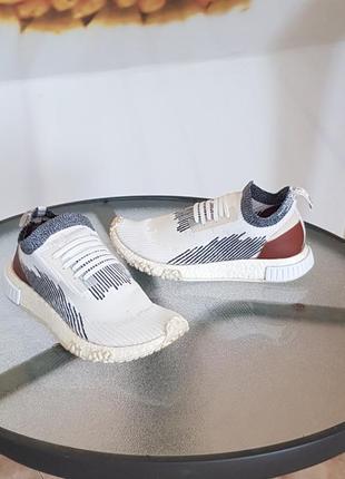 Кросівки від whitaker car club x adidas nmd racer