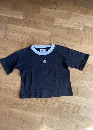 Футболка adidas