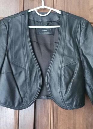 Жіночий шкіряний піджак