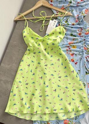 Красива сукня zara