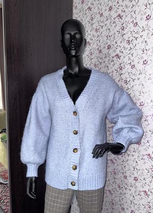 Теплый базовый кардиган zara на пуговицах