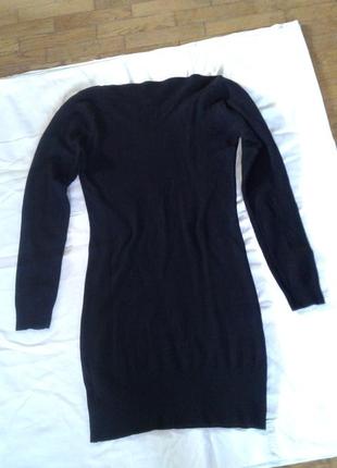 Черное трикотажное платье с бусинами на горловине louise orop3 фото