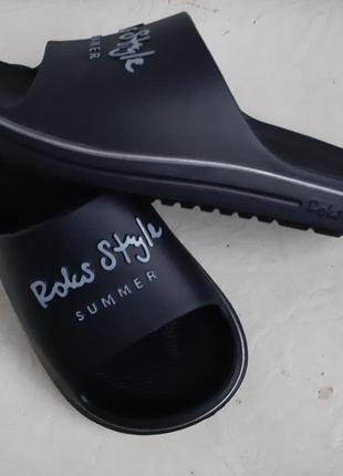 Шльопанці чоловічі чорні