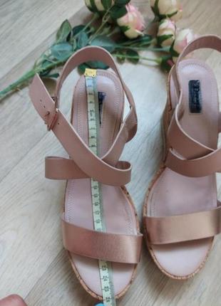 Босоніжки р 39-408 фото