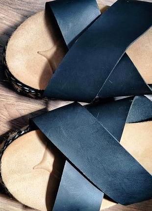 Шльопанці на корковій підошві