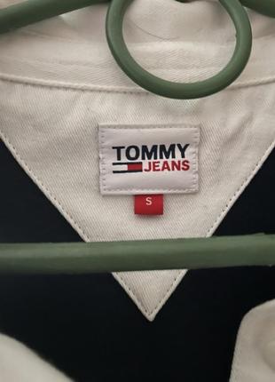 Свитшот tommy jeans pulóver tiny tommy5 фото