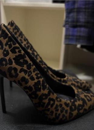 Туфлі zara