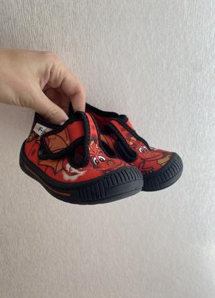 Детские сапожки на мальчика