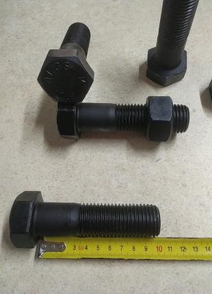 Болт м27*100 прочностью 10.9