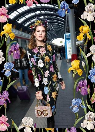 Женственность в деталях: платье dolce gabbana