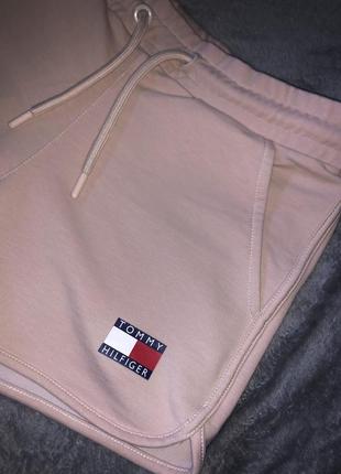 Tommy hilfiger🤍
