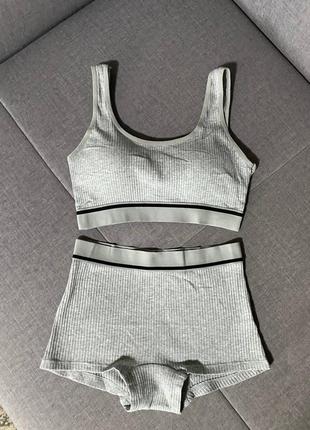 Безшовна білизна комплект рубчик топ і шортики боксери 5 кольорів