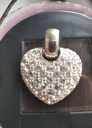 Чудовий кулон-сердечко, сша.