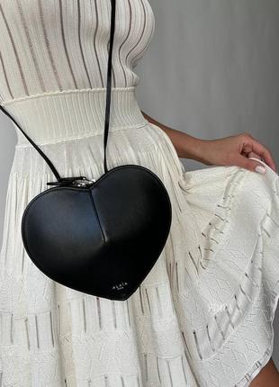 Сумка в стиле alaia