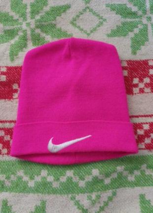 Нова шапка nike