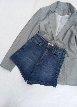 Джинсовые шорты на высокой посадке pull bear