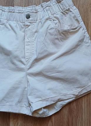 Шорти жіночі
