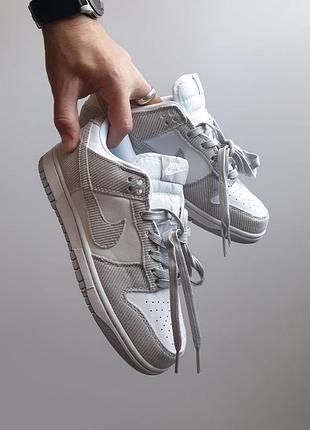 Женские кроссовки Nike Mens Atsuma