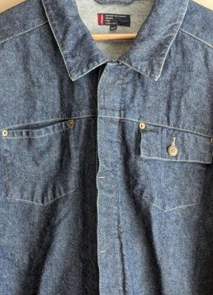 Чоловіча джинсова куртка синього кольору manuf actureo.