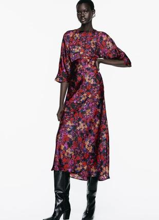 Zara xs платье миди цветочный принт атласная