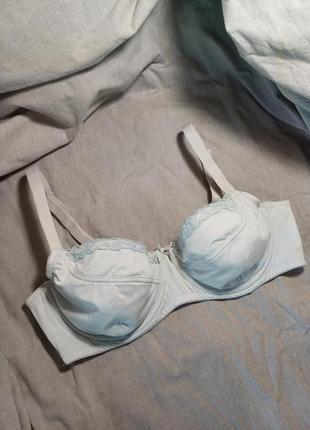Голубой бюстгальтер 75е 75dd 34e 34dd