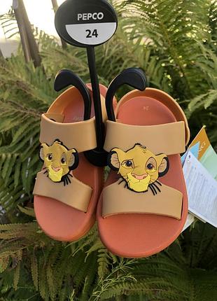 Босоножки 24 размер 15 см