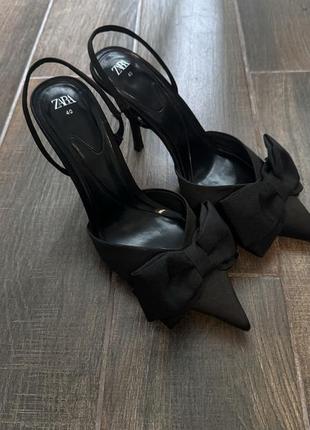 Туфлі zara
