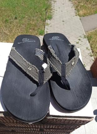 Якісні комфортні шльопанці в'єтнамки skechers 45-46