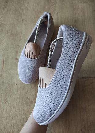 Стильні жіночі фірмові лофери балетки skechers, сша, р. 37.