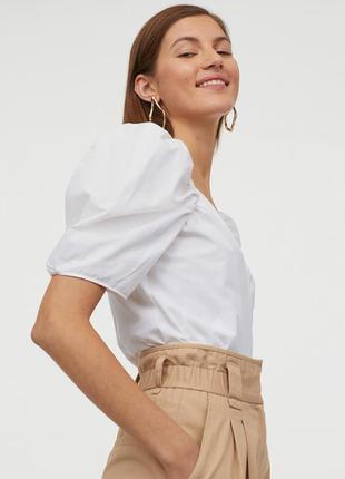 Бавовняний білий топ на запах з рукавами-буфами h&m бавовняна біла блуза з запахом рукава-ліхтарики