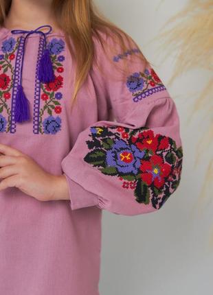 Стильная вышиванка вышитая блузка нежная вышиванка для девочки на первый звонок в школу