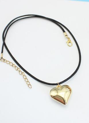 Чокер сердце на шнурке подвеска сердечко золотое цветное терко5 фото