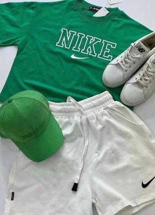 Костюм: шорты и футболка🌿nike