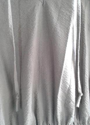 Платье из жатой ткани цвета хаки h&m6 фото