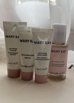 Новинка! мини версия набор средств mary kay по уходу за кожей