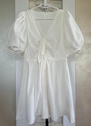 Короткое кремовое платье из прошвы h&m