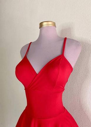 Сукня-комбенізон приталена чорна червона8 фото