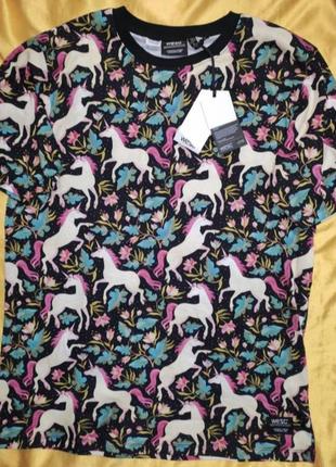 Стильная футболка2 фото