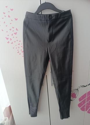 Шкіряні штани zara