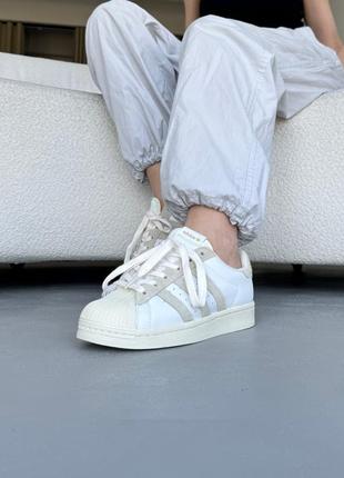 Женские кроссовки adidas superstar white/beige2 фото