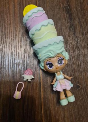 Лялька сюрприз горщик blume girl