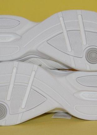 Кросівки жіночі adidas, розмір 427 фото