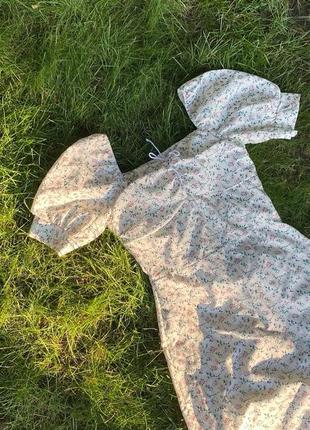 Ніжна сукня в корейському стилі