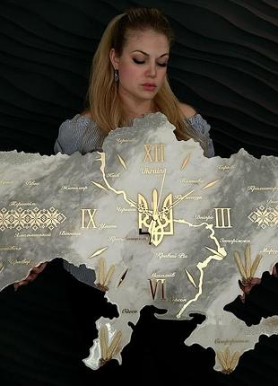 Часы настенные из эпоксидной смолы "карта украины" 40x27 см