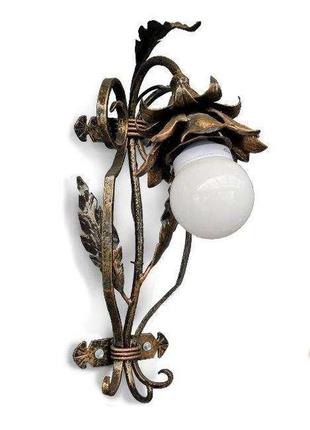 Кованый настенный светильник ручной работы в виде цветка