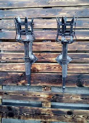 Кованый настенный светильник ручной работы в виде факела в ретро стиле