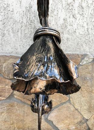 Коване бра ручної роботи у вигляді красивої квітки